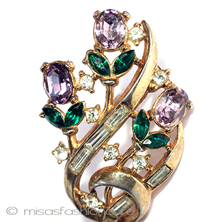 Ｔｒｉｆａｒｉ　 トリファリ 1954年　お花ブローチ
