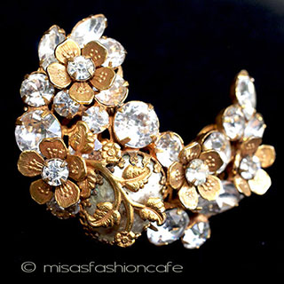 Ｒｅｇｅｎｃｙ　金花ブローチ バロックパール＆ストーン