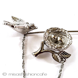 ヴィンテージアクセサリー トリファリ　鳥＆卵