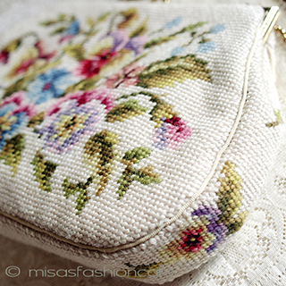 ヴィンテージ刺繍バッグ（大） スミレのお花　プチポアン