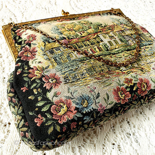 アンティークバッグ 仏製　花と町並み刺繍