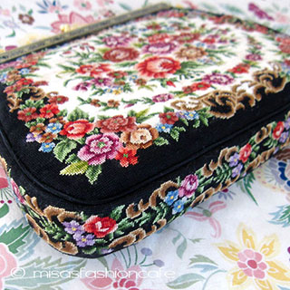 ヴィンテージ バッグ 総刺繍お花 プチポアン